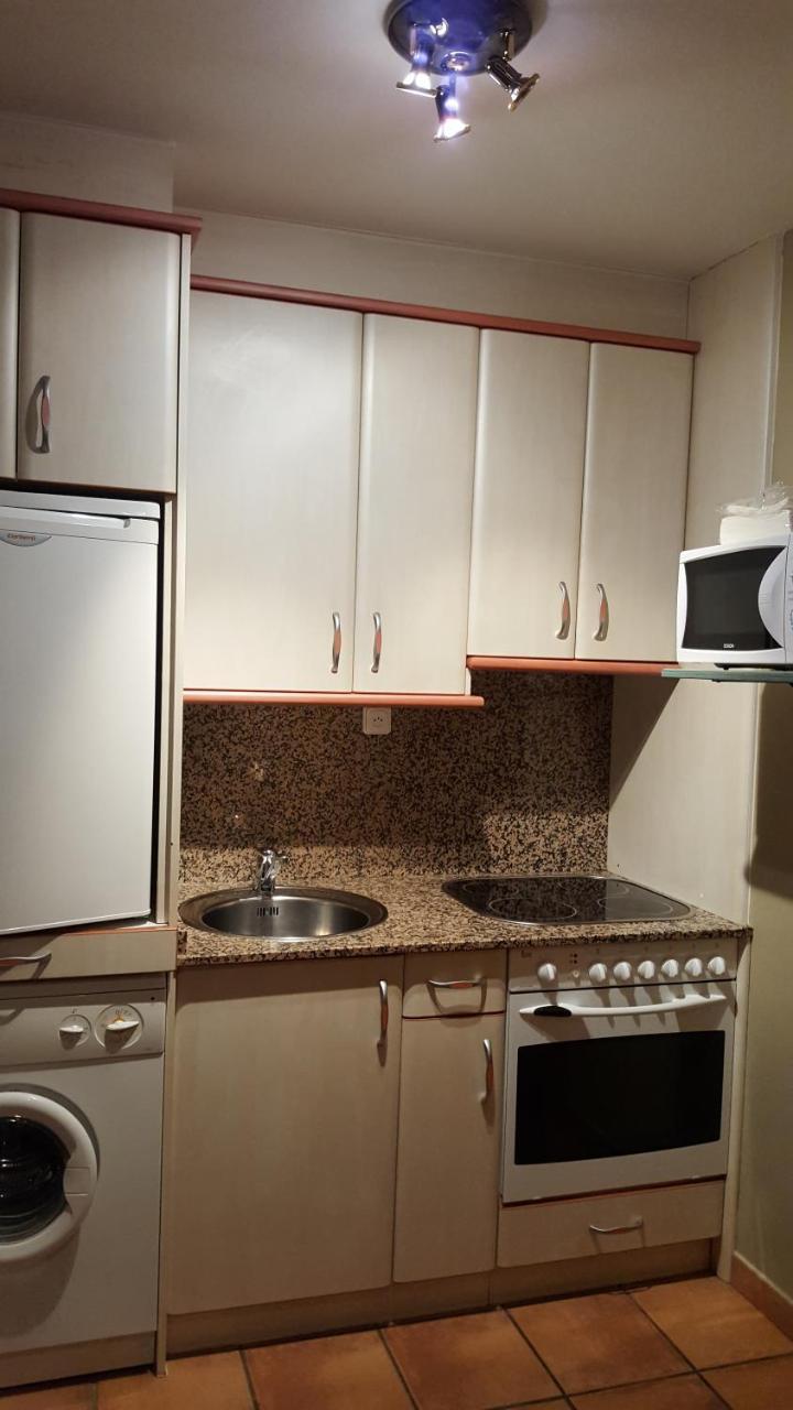 Aparta-Hotel Puertolas Escuer Екстер'єр фото